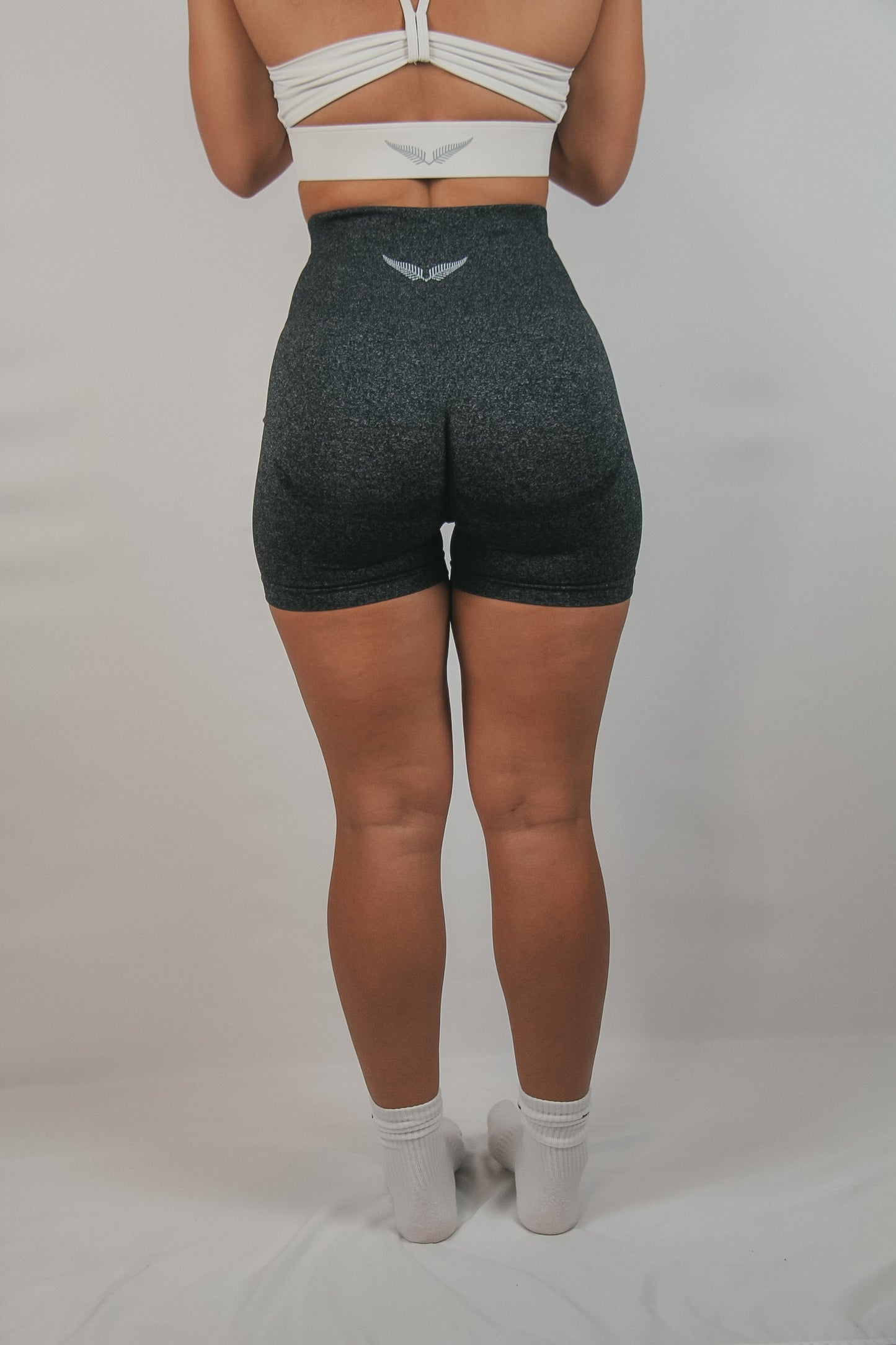 Contour Seamless Shorts (Charcoal)
